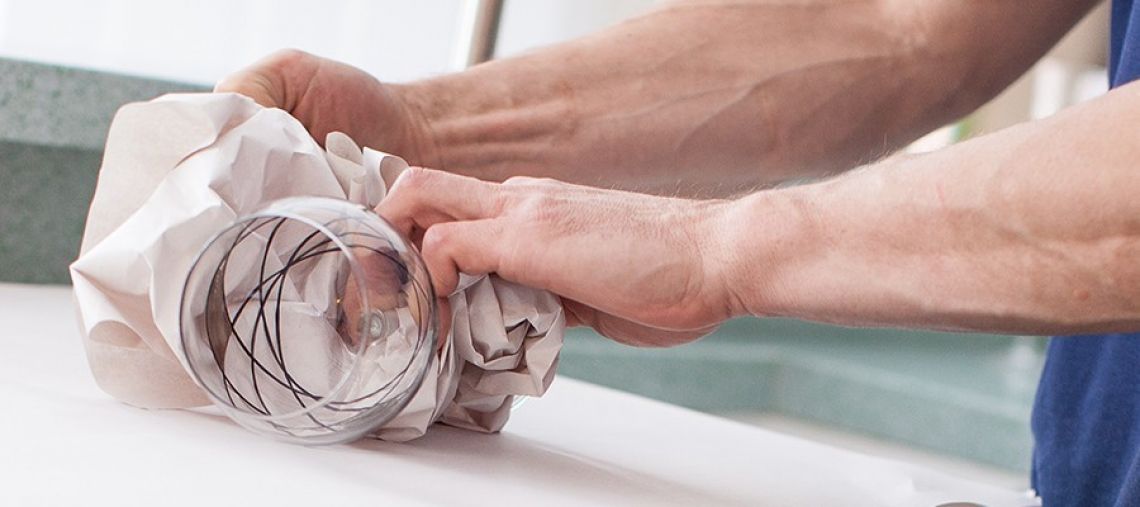 Carefully packaging glass for removals