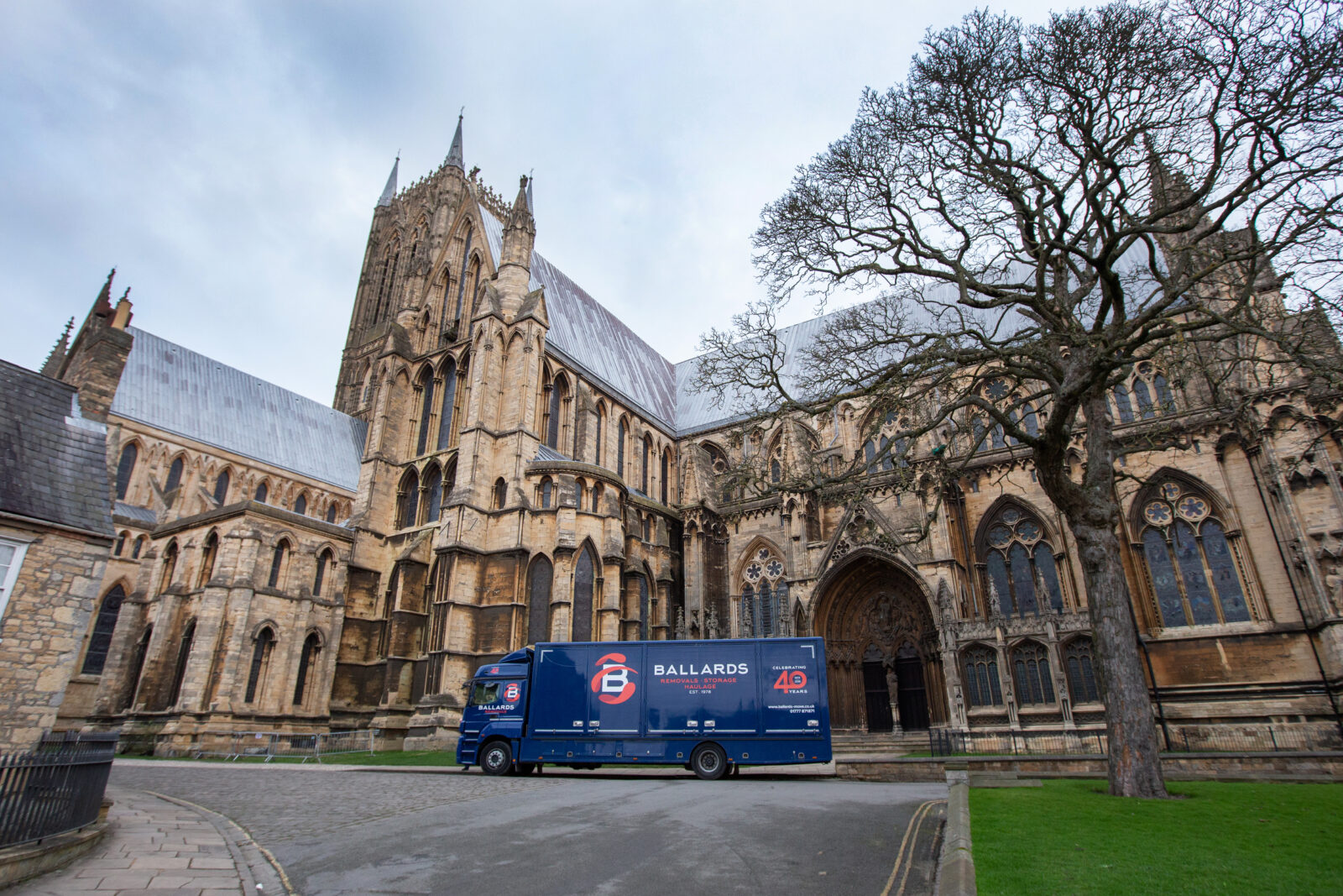 Ballards Removals truck parked in front of Lincoln Cathedral.